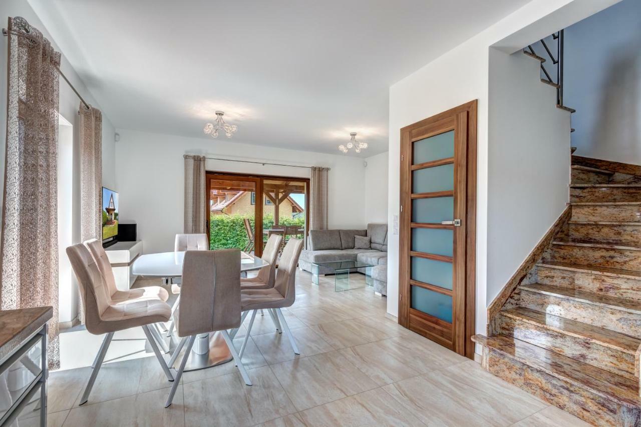 Вилла Amber House Виселка Экстерьер фото